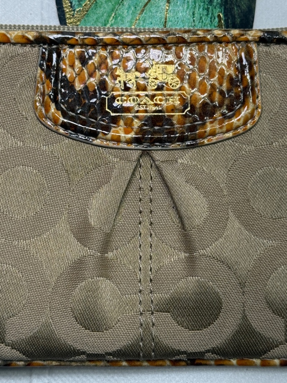 EUC Coach Tan Signature Wristlet with Snakeskin Trim Khaki Signature C Canvas - Picture 4 of 12
